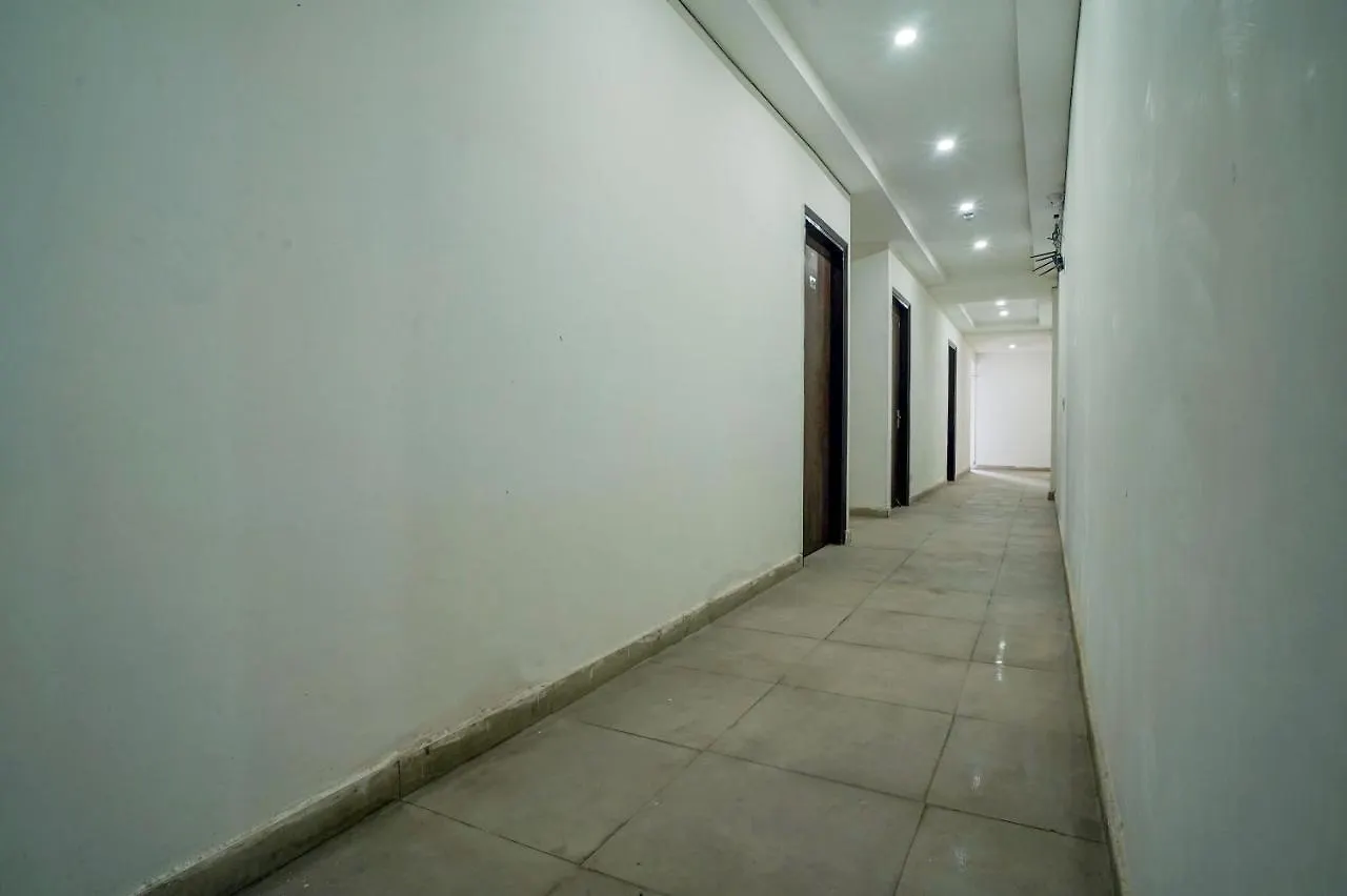 Hotel Red Snapper Couple Friendly At West Delhi New Delhi